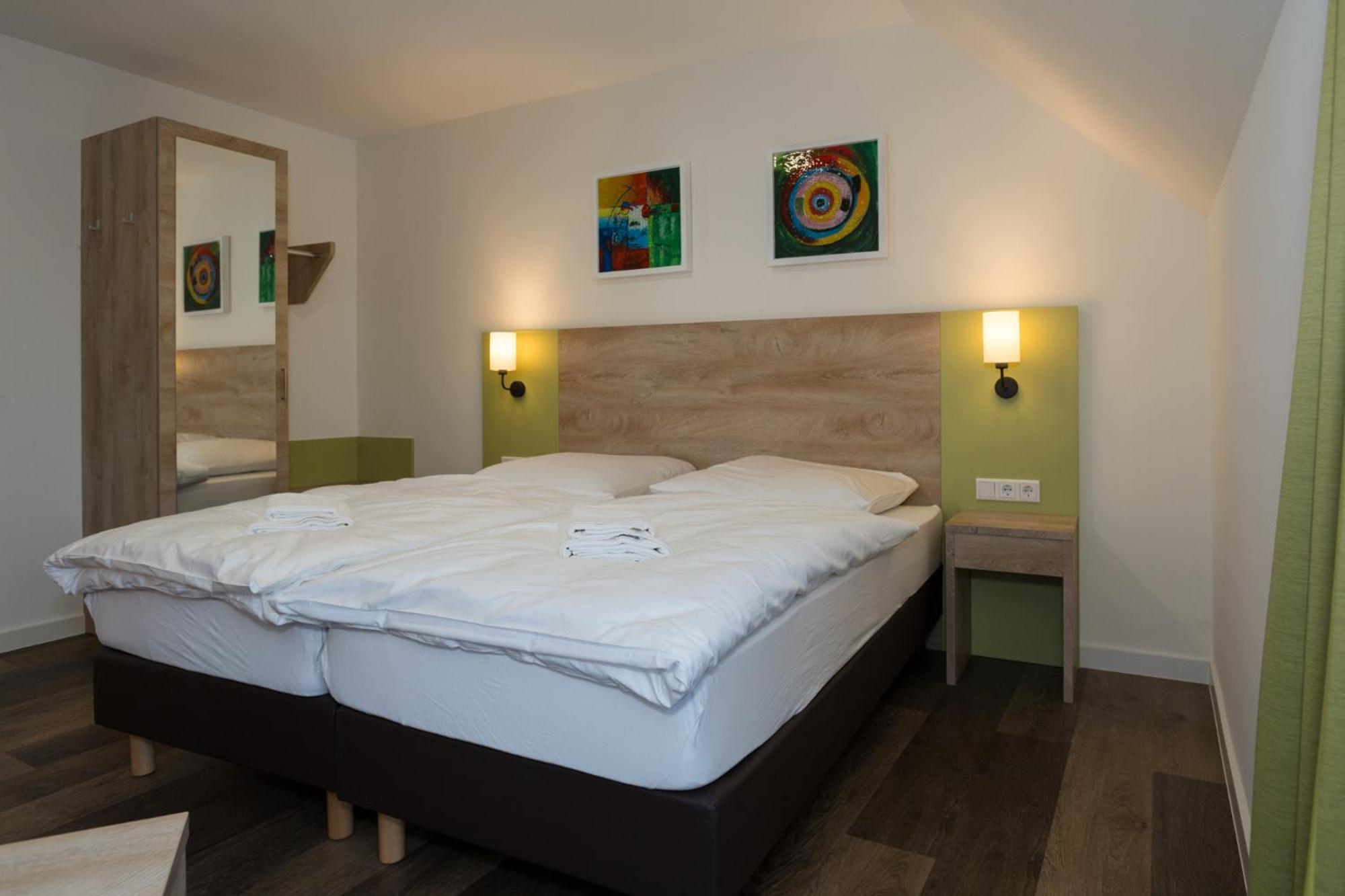 Roca Restaurant Und Hotel Bommersheim Exteriér fotografie